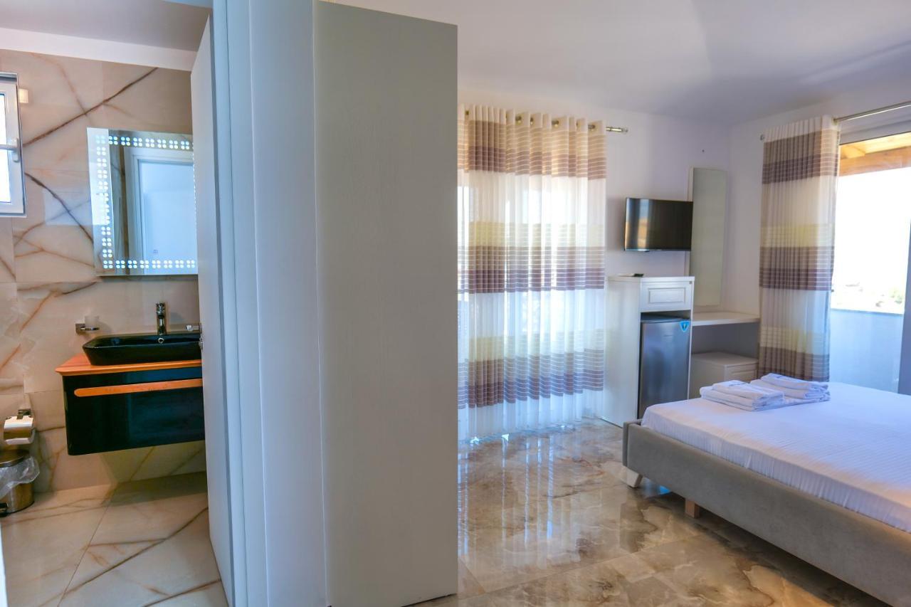 Three Islands Hotel Of คซามิล ภายนอก รูปภาพ